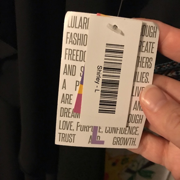 NWT Lularoe Shirley - Picture 3 of 3